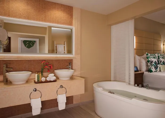 Secrets Wild Orchid Adults Only 5*